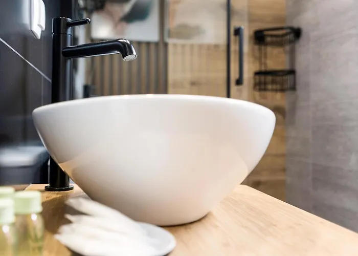 Osada Blisko Natury Lodge Gniezno